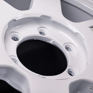 VOLK RACING TE37 Ultra LARGE P.C.D. 30th ANNIVERSARY MACHINING Ver.（ホワイト）