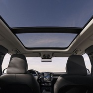 ボルボ XC40 Ultra B4 AWD Selection