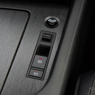 日産 エルグランド 新型