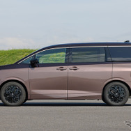 日産 エルグランド 新型（FUJI DAWN）
