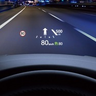 マツダ CX-5 新型のヘッドアップディスプレイ