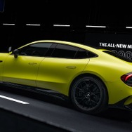 メルセデスAMG GT 4ドアクーペ新型