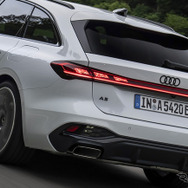 アウディ A5 アバントTFSI e-hybrid quattro S line