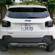 ジープ アベンジャー4xe Hybrid Upland