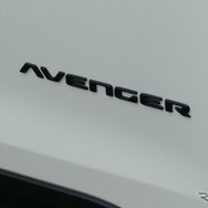 ジープ アベンジャー4xe Hybrid Upland