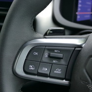 ジープ アベンジャー4xe Hybrid Upland