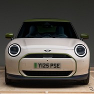 MINI Cooper SE Paul Smith Edition