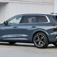 アウディ Q7 新型