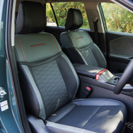 トヨタ RAV4 アドベンチャー ハイブリッド