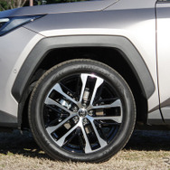 トヨタ RAV4 Z ハイブリッド