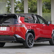 トヨタ RAV4 PHEV GRスポーツ