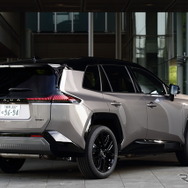 トヨタ RAV4 PHEV Zグレード