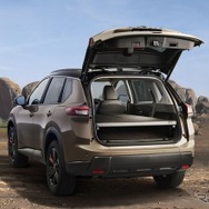日産 エクストレイル「ROCK CREEK マルチベッド」（参考画像）