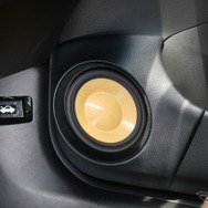 フィットの純正スピーカーがここまで変わる！ DSPアンプで知ったカーオーディオの奥深さ［car audio newcomer］by custom & car Audio PARADA　前編