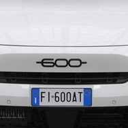 フィアット 600 の「ハイブリッド スポルト」