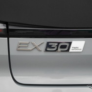 ボルボ EX30クロスカントリー