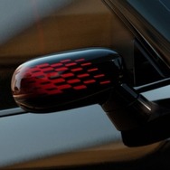 MINI ジョン・クーパー・ワークス Eの「TRACK STYLE EDITION」
