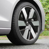 ボルボ V60 PHEV