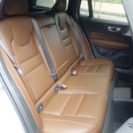ボルボ V60 PHEV