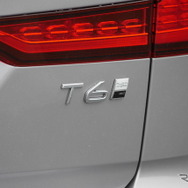ボルボ V60 PHEV