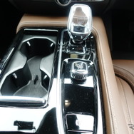 ボルボ V60 PHEV