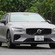 ボルボ V60 PHEV