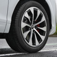 アウディ Q3スポーツバック TFSI クワトロ