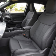 アウディ Q3スポーツバック TFSI クワトロ