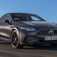 メルセデスAMG CLA 45 4MATIC+ 新型
