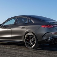 メルセデスAMG CLA 45 4MATIC+ 新型