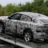 BMW X2 改良新型のプロトタイプ