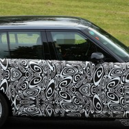 レンジローバー 改良新型のプロトタイプ