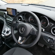 メルセデスベンツ V220d