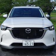 CX-80 XD Lパッケージのフェイス。全幅1890mmというワイドボディだ