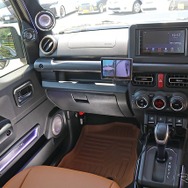 ジムニーシエラにフォーカル「ユートピアM」3ウェイを装着！ 狭い車内で実現した高音質システム［car audio newcomer］by Warps　前編