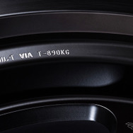 レイズ ボルクレーシング TE37 XT Black Shadow LTD.（マットトランスルーセントブラック）