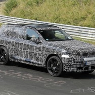 BMW iX5 M 市販型のプロトタイプ
