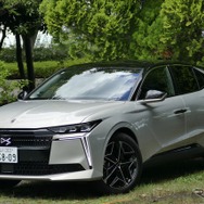 DS N°4 エトワール・ハイブリッド