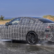 BMW 3シリーズ 新型のプロトタイプ