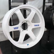 30周年を迎えたRAYS VOLK RACING TE37