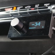 DSPとして採用したのはリゾルトのT-DSP mk2。リモコンをセンタークラスターに設置して操作性を高めた。