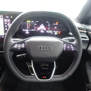 アウディ A5 TDI クワトロ