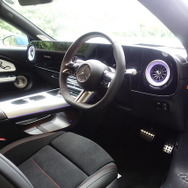 メルセデスベンツ CLA 180