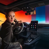 ルノー キャプチャー エスプリ アルピーヌ フルハイブリッド E-TECH