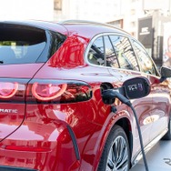 メルセデスベンツ electric GLC