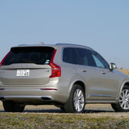 ボルボ XC90 T6
