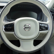 ボルボ XC90 T6