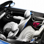 新型MINIコンバーチブル