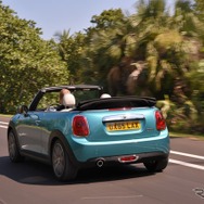 新型MINIコンバーチブル
