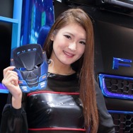 三菱ふそうブースから（東京モーターショー15）